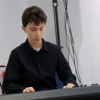 Cassian Schwab am E-Piano