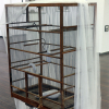 Claudia Dietz - Holzkäfig, Marmor - Titel: Cave, bred in captivity